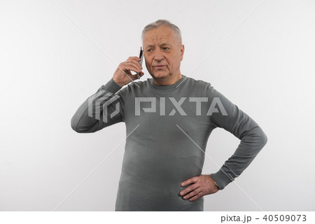 Nice aged man making a call 40509073