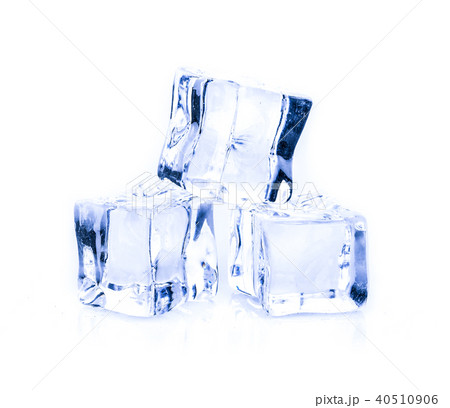 ice cube isolated on white background 40510906