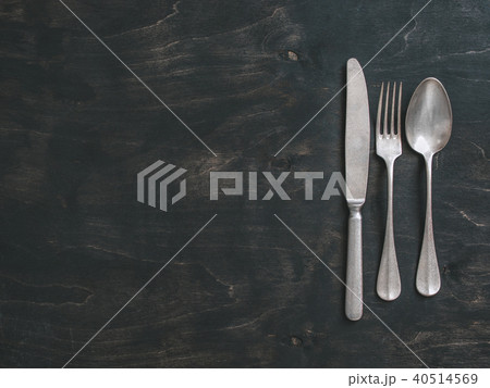 Vintage cutlery on dark background, copy space 40514569