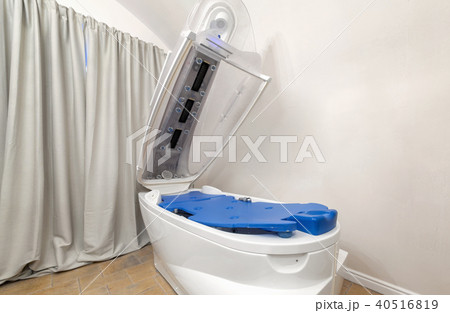Opened horizontal white multifunction Spa capsule 40516819