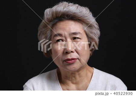 高齢者 老人 女性 40522930