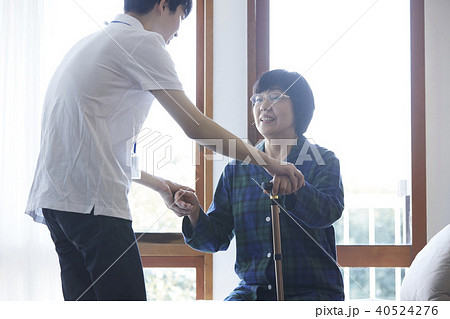 シニア 訪問介護 シニア 訪問介護 40524276