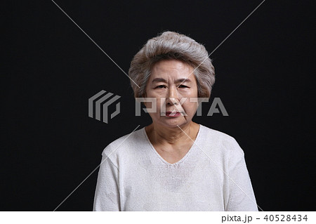高齢者 老人 女性 40528434