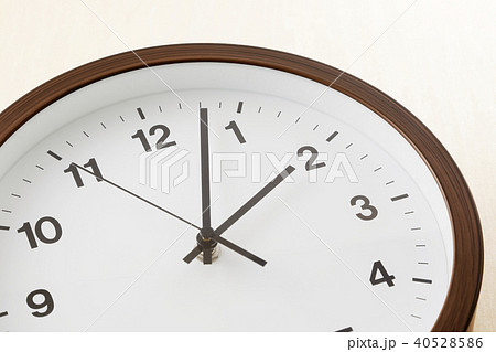 時計　時間イメージ 40528586