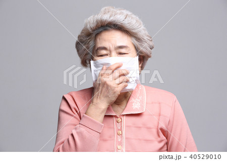 高齢者 老人 白髪 40529010
