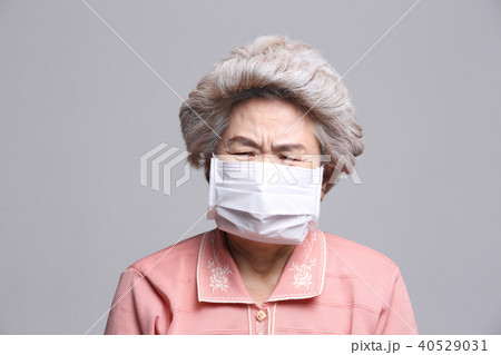 高齢者 老人 女性 40529031