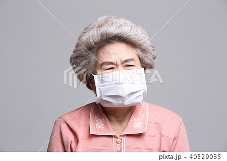 高齢者 老人 女性 40529035