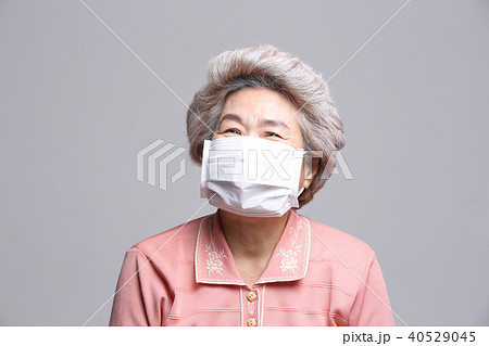 高齢者 老人 女性 40529045