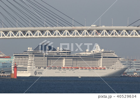 MSCスプレンディダとベイブリッジ MSCスプレンディダとベイブリッジ 40529634