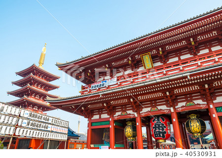 浅草寺 宝蔵門と五重塔 早朝風景 2018年3月撮影 40530931