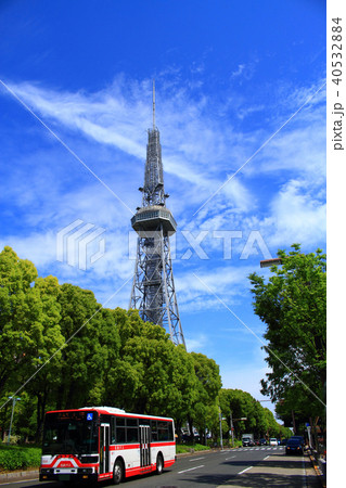 名古屋市　テレビ塔と名鉄バス 40532884