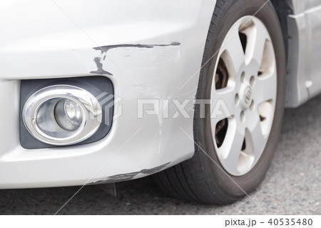 車のこすり傷 40535480