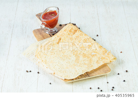 Caucasian lavash bread 40535965
