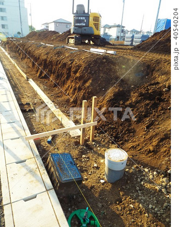 傾斜地の宅地開発には擁壁工事が必須です 傾斜地の宅地開発には擁壁工事が必須です 40540204
