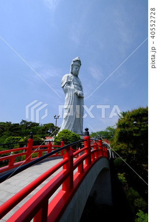 高崎白衣大観音と太鼓橋 40552728