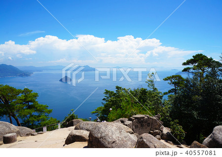 広島 宮島弥山 獅子岩からの眺め 40557081
