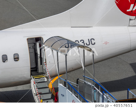 但馬空港に新型ＡＴＲ42-600機が就航　新型旅客機 40557651