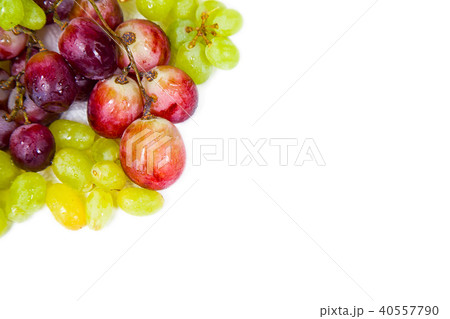 Grapes and right top copyspace Grapes and right top copyspace 40557790