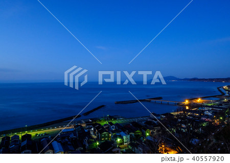 漁港の夜景 40557920