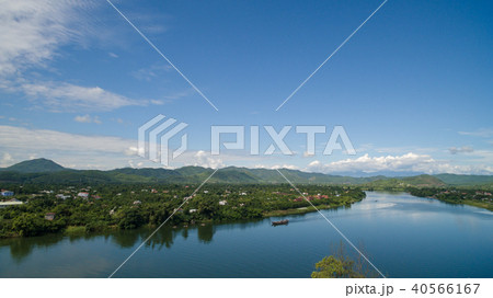 Huong river in Hue's Imperial City, Vietnam 40566167