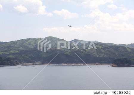 東日本大震災から2ヶ月後の宮城県南三陸町の志津川湾海岸付近の景観 40568026