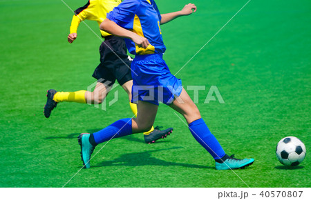 サッカー　フットボール 40570807