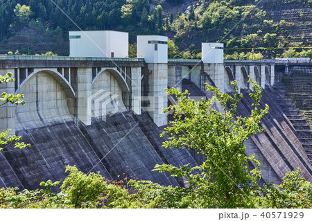 埼玉県　浦山ダム 40571929