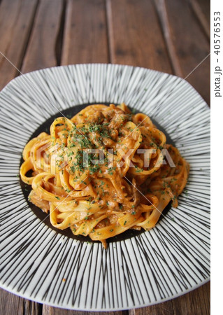 家で作った平打ち生パスタのボロネーゼ 家で作った平打ち生パスタのボロネーゼ 40576553