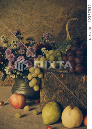 Still life with Fruits. Still life with Fruits. 40577939