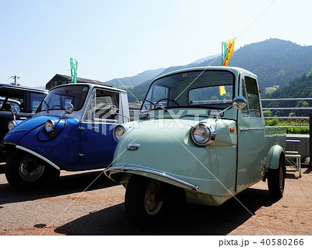 懐かしいレトロなオート三輪車の写真素材 [40580266] - PIXTA