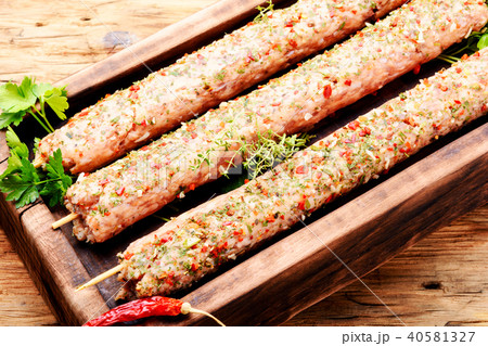 Kebab of lamb with herbs Kebab of lamb with herbs 40581327