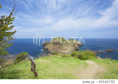 新潟県佐渡市の二ツ亀（ゴールデンウィーク） 40583792