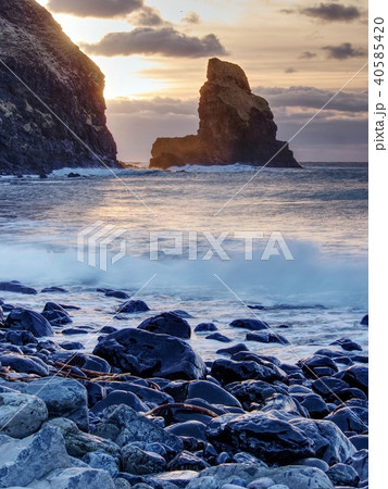 Tranquil bay in Scotland after sunset.  Slow speed 40585420
