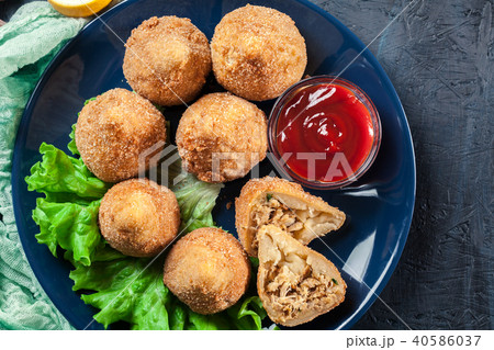 Coxinha. Fried croquette with chicken 40586037