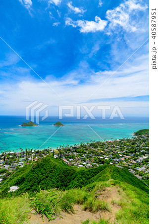 ハワイ オアフ島カイルア ラニカイビーチ 天国の海 の写真素材