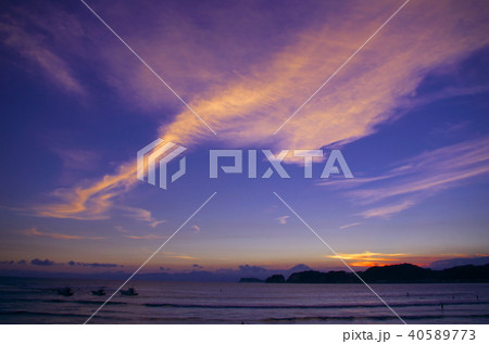 夏の湘南海岸の夕暮れ 自然風景 夏の湘南海岸の夕暮れ 自然風景 40589773