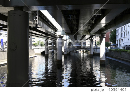 日本の東京都市景観　日本橋などを望む 40594405