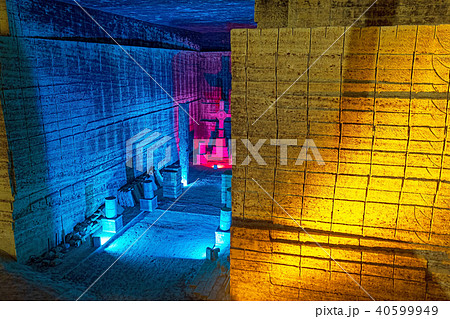 大谷石　(5月　栃木県) 40599949