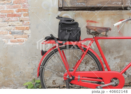 Bag Black bicycle travel saddle Closeup 40602148