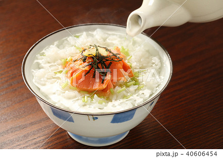 鮭の昆布だし茶漬け 40606454