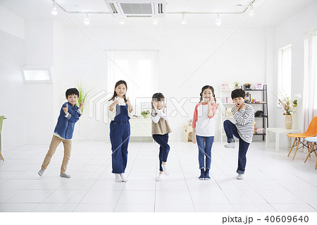 遊び 子供 友達 40609640