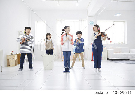 歌 子供 演奏 40609644