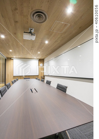 シェアオフィス　会議室（人物無し） 40610056