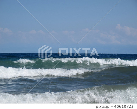 multicolored waves 40610723