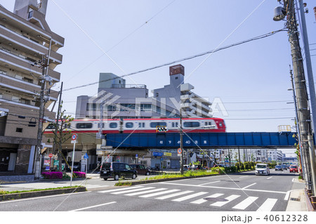 名古屋市瑞穂区　地下鉄 妙音通駅　付近を通過する名鉄名古屋本線 40612328