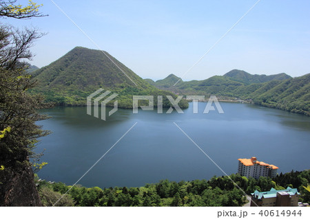 榛名湖と榛名富士（群馬県榛名山） 40614944