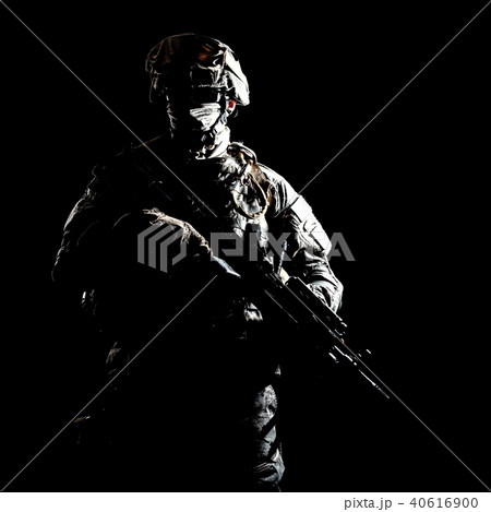 Armed infantryman during night military operation Armed infantryman during night military operation 40616900