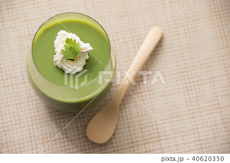グラスに抹茶プリン グラスに抹茶プリン 40620350