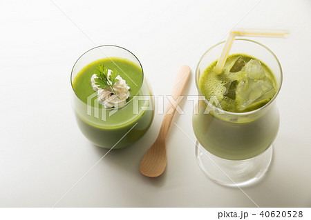 抹茶ラテと抹茶プリン 40620528