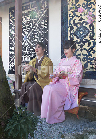 お手玉で遊ぶ 40620663